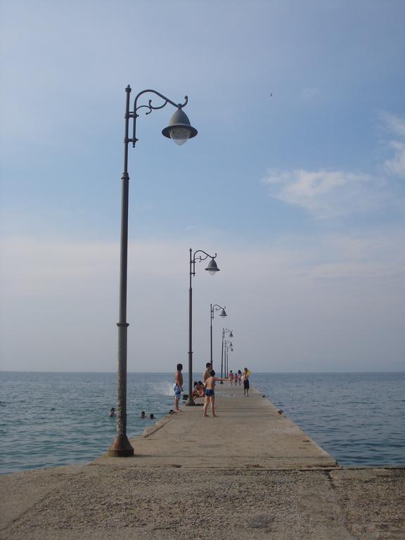Seaside Apartment Thessaloniki Exterior photo