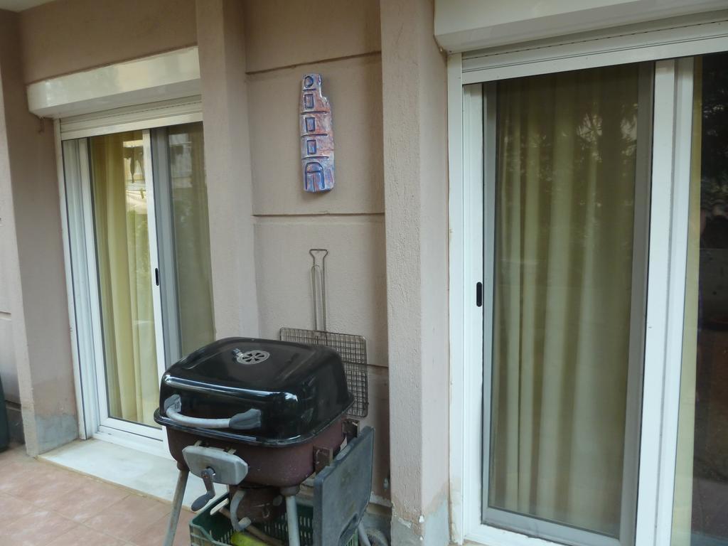 Seaside Apartment Thessaloniki Exterior photo